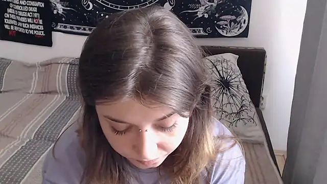 AlienforTwenty online show from 07-16-26, 10:43