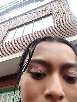 Naomism-- online show from 01-06-26, 09:18