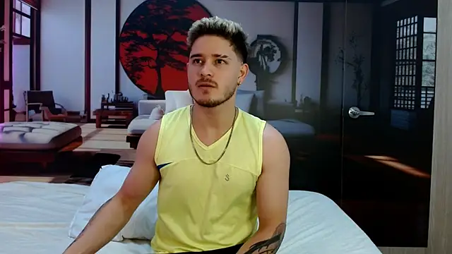 RayanLynxx online show from 01-07-26, 08:33