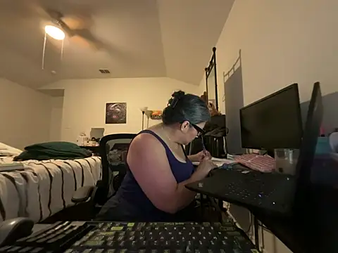 BettyWhispers online show from 06-15-26, 12:29
