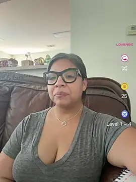 BettyWhispers online show from 06-21-26, 04:42