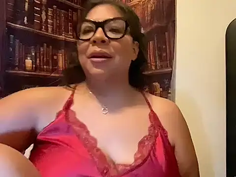 BettyWhispers online show from 07-05-26, 11:50