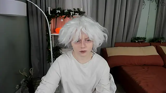 KellyKik online show from 12-15-25, 08:24