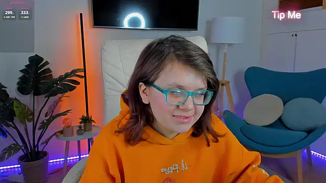 Ariell Mini online show from 04-16-26, 06:14