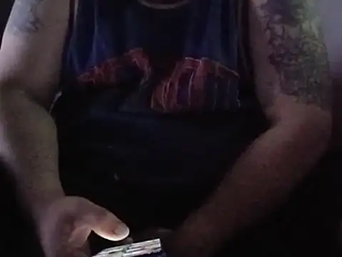 Snapshot of givr6inches chatting on 05-24-26, 10:48 givr6inches online show from 05-24-26, 10:48