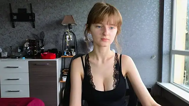 Snapshot of Miss_Alisa_ chatting on 06-15-26, 11:01 Miss Alisa online show from 06-15-26, 11:01