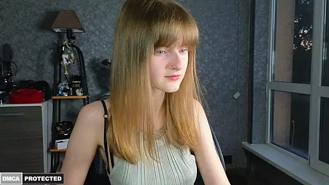 Snapshot of Miss_Alisa_ chatting on 06-20-26, 06:11 Miss Alisa online show from 06-20-26, 06:11