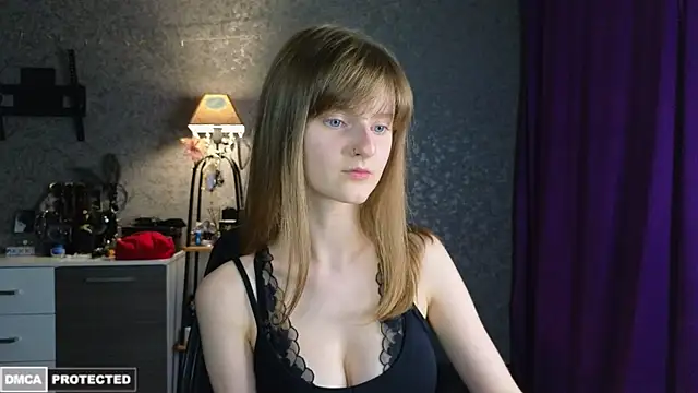 Snapshot of Miss_Alisa_ chatting on 06-25-26, 07:51 Miss Alisa online show from 06-25-26, 07:51