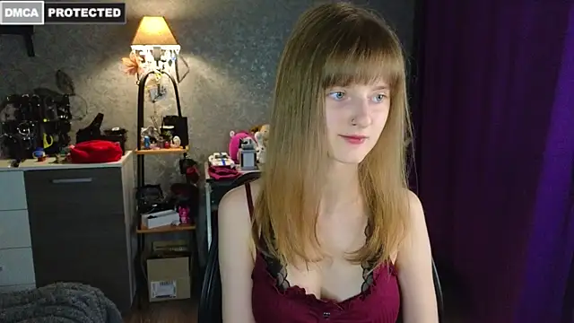 Snapshot of Miss_Alisa_ chatting on 07-23-26, 09:35 Miss Alisa online show from 07-23-26, 09:35