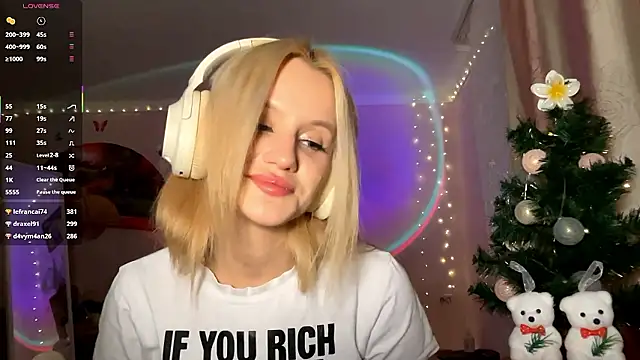 Snapshot of MelisaBloomy chatting on 01-13-26, 05:29 MelisaBloomy online show from 01-13-26, 05:29