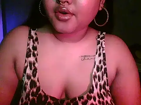Snapshot of sonal-6 chatting on 03-18-26, 09:07 sonal-6 online show from 03-18-26, 09:07