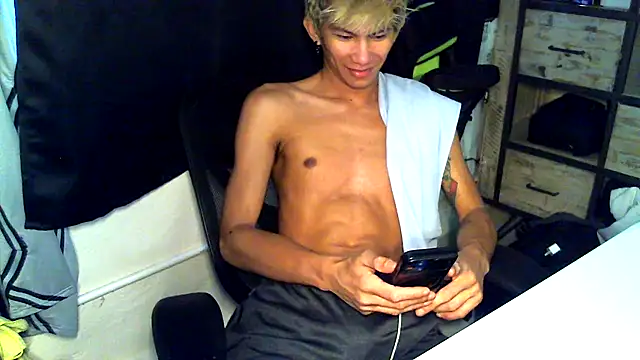 jhaycobXgarcia online show from 04-04-26, 12:31