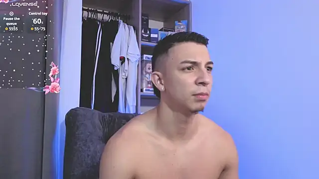 Samuel up01 online show from 04-12-26, 01:43