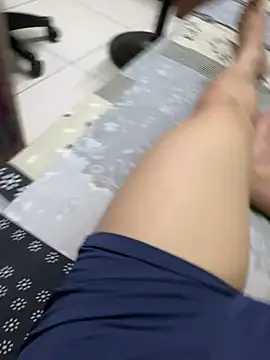 zzzzx989 online show from 02-02-26, 10:36