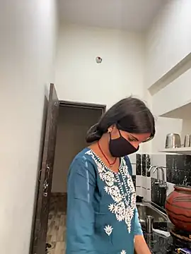 Pooja Love143 online show from 04-15-26, 03:24