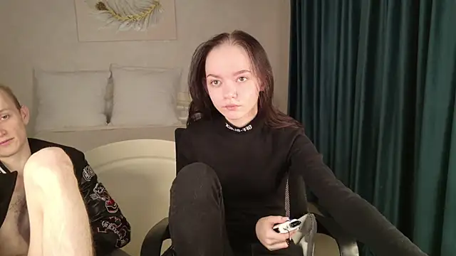 WeksaMur online show from 04-21-26, 07:06