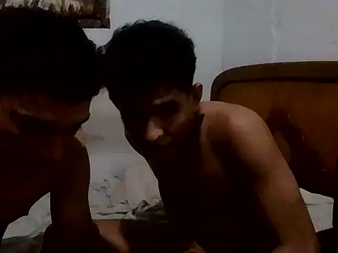 Snapshot of adexe23 chatting on 06-06-26, 05:23 adexe23 online show from 06-06-26, 05:23