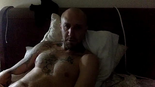 MILEHIGH711 online show from 05-11-26, 01:44