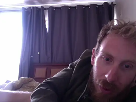 Leonyconejita online show from 12-14-25, 08:57