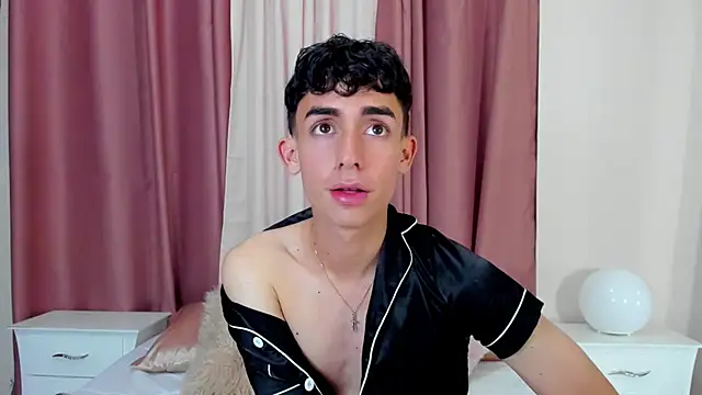 starboyy 77 online show from 12-18-25, 12:33