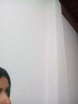 Fannyfoxfi online show from 04-25-26, 12:13