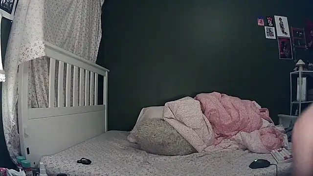 hanna banana5 online show from 04-23-26, 05:52