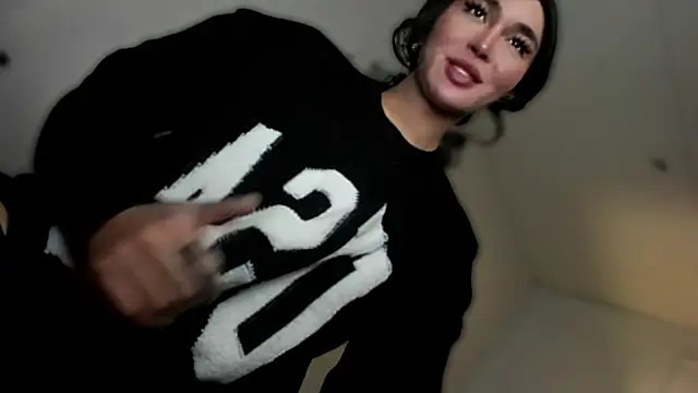 mxshemale ladyboy online show from 10-03-25, 08:39