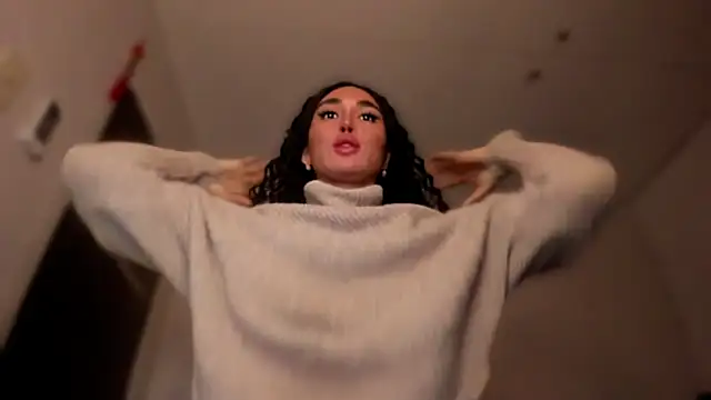 mxshemale ladyboy online show from 10-13-25, 02:00