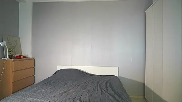 Leyla crsh online show from 05-19-26, 05:25