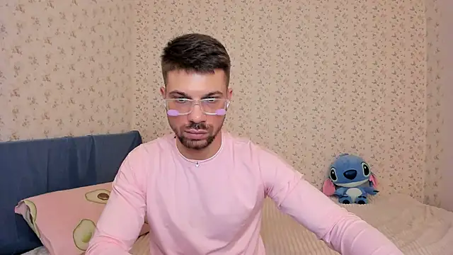 Tony Wolf online show from 12-20-25, 07:32