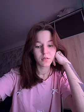 SofiaLav online show from 12-18-25, 08:53