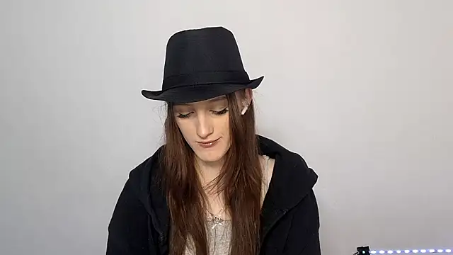 LisaBoddy online show from 01-19-26, 11:03