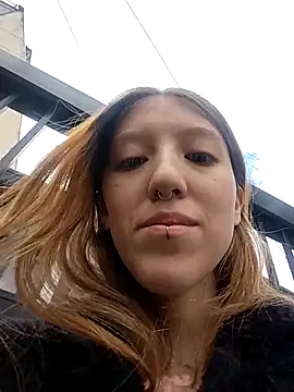 Snapshot of Briar_y_Blair chatting on 01-08-26, 12:40 Briar y Blair online show from 01-08-26, 12:40