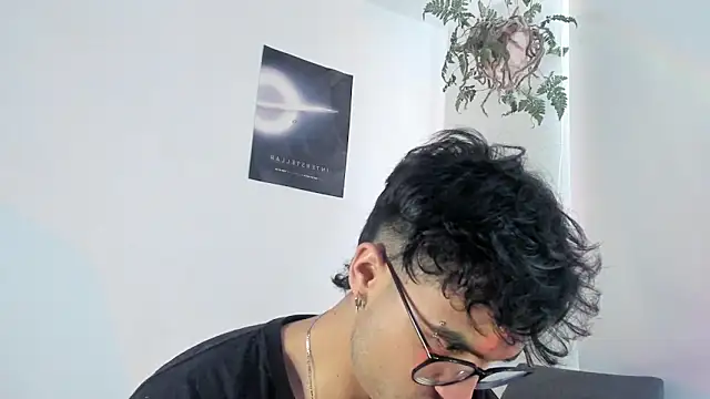 charlie dicker online show from 01-06-26, 04:21