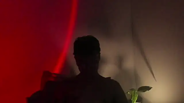 Snapshot of charlie_dicker chatting on 03-12-26, 12:28 charlie dicker online show from 03-12-26, 12:28