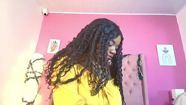 Ebonyfoxy  online show from 12-18-25, 12:11