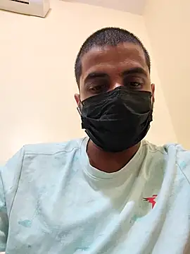 bnglrboy0886 online show from 05-26-26, 10:22