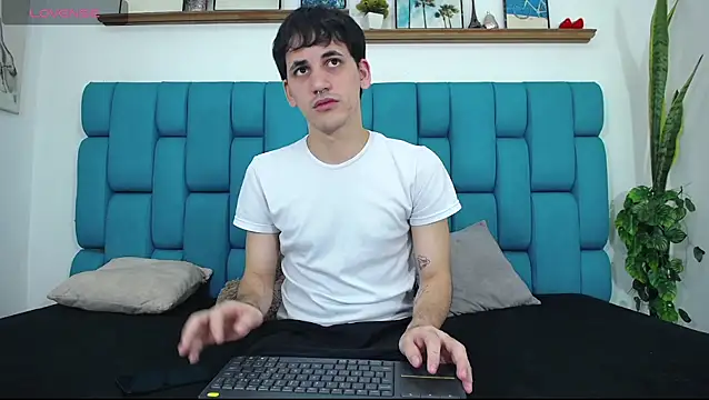 boy Dirty X online show from 04-30-26, 02:51