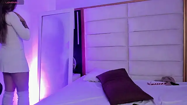 JuliMonroe19 online show from 02-13-26, 01:07