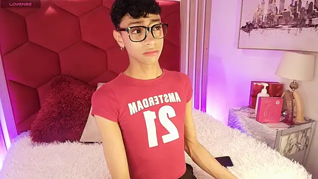 Owen JP online show from 04-10-26, 03:01