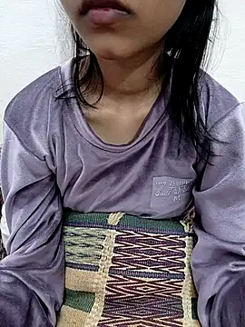 Mustardqueen62 online show from 12-19-25, 09:05