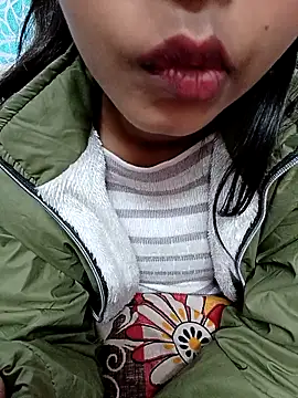 Mustardqueen62 online show from 12-20-25, 10:55