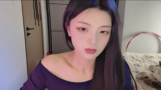 Snapshot of Koikoi___ chatting on 12-22-25, 01:41 Koikoi online show from 12-22-25, 01:41