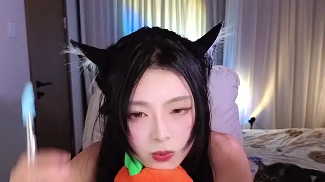 Koikoi    online show from 02-12-26, 04:02