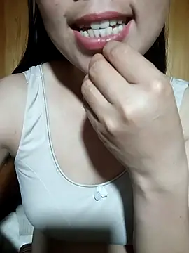 Chloe-ee online show from 02-05-26, 07:29