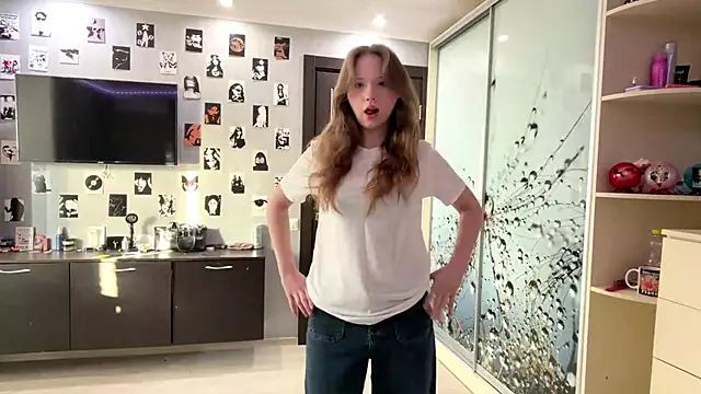 Princessofcashe online show from 04-19-26, 03:22