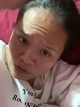 Snapshot of Thanhhuyen001 chatting on 02-08-26, 12:30 Thanhhuyen001 online show from 02-08-26, 12:30