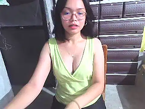 Snapshot of lwkfine chatting on 05-07-26, 01:05 lwkfine online show from 05-07-26, 01:05