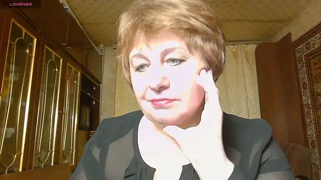 Snapshot of Casey_peach chatting on 01-14-26, 05:07 Casey peach online show from 01-14-26, 05:07