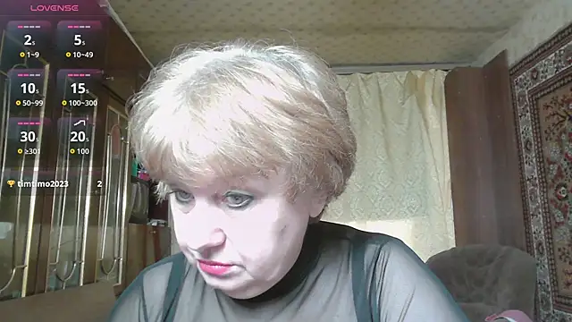 Casey peach online show from 04-02-26, 04:54